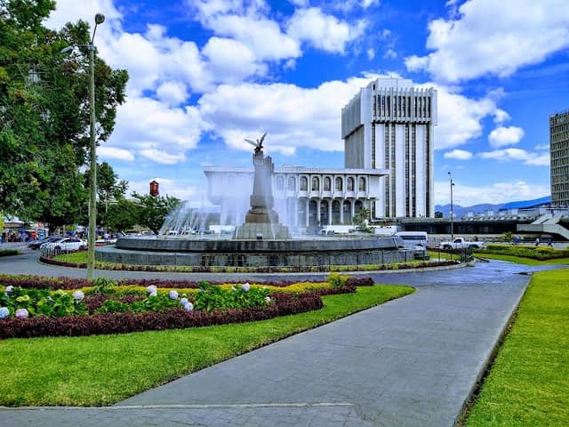 Monumento A La Paz - Image 1