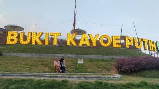 Wisata Bukit Kayoe putih - Image 1
