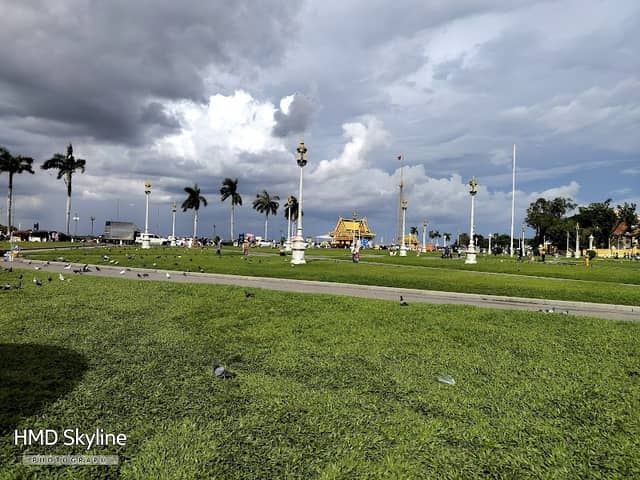 Royal Palace Park - Image 2