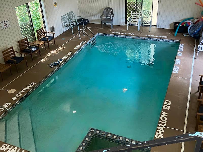 Jen's Indoor Swimming Pool Rental in West Monroe - Image 1