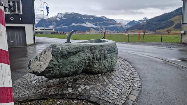 Wasser Brunnen - Image 1