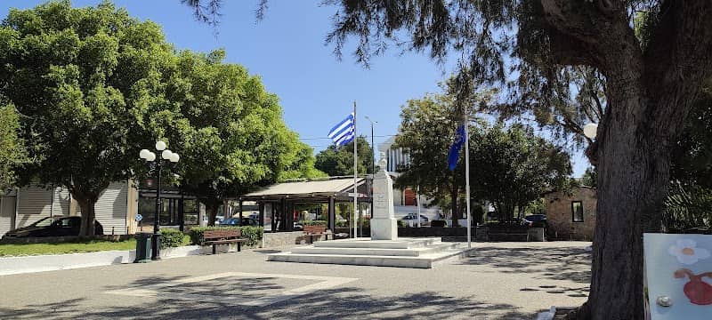 Πλατεία Αγίων Θεοδώρων - Image 1