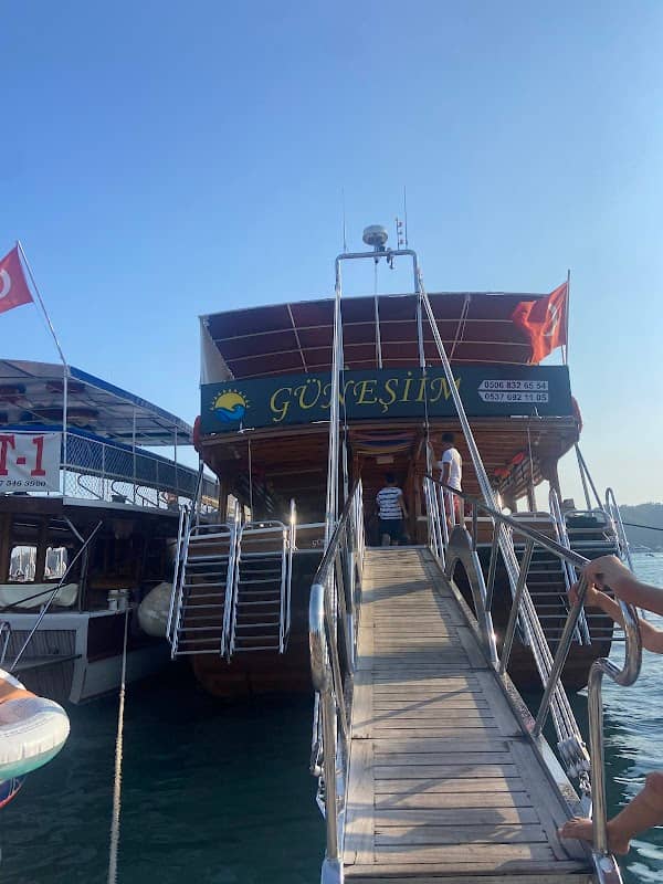 Güneşiim Daily Boat Trips - Image 3