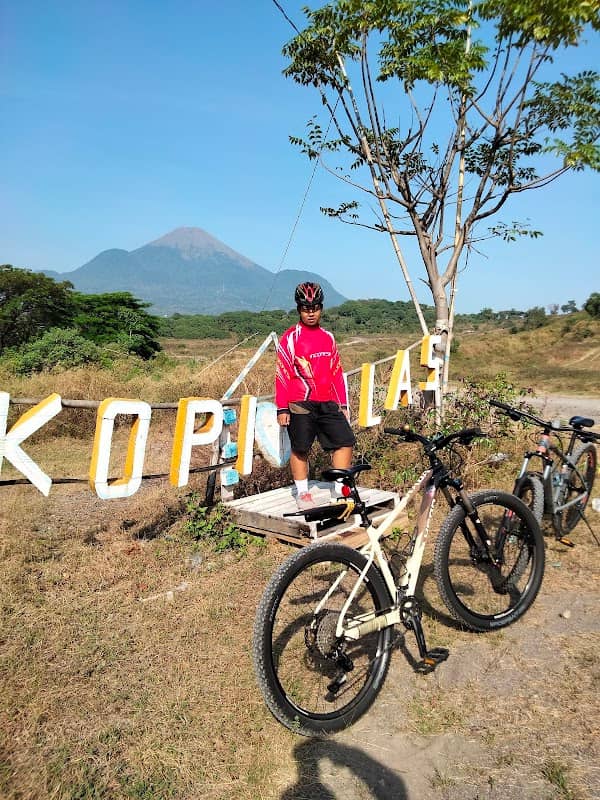 Lereng gunung penanggungan - Image 1