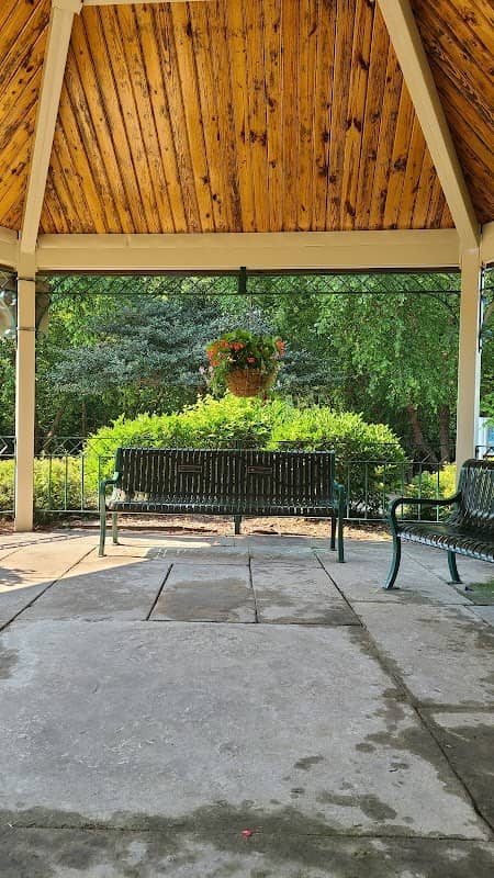 National Road Bikeway Gazebo - Image 2