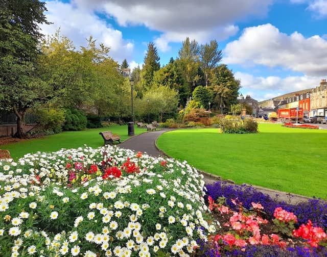 Bank St Garden - Image 2