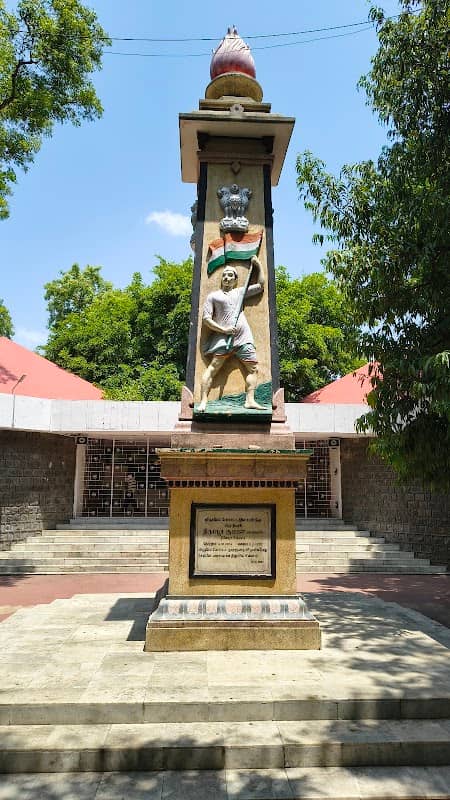 Tiruppur Kumaran Memorial Pillar - Image 2