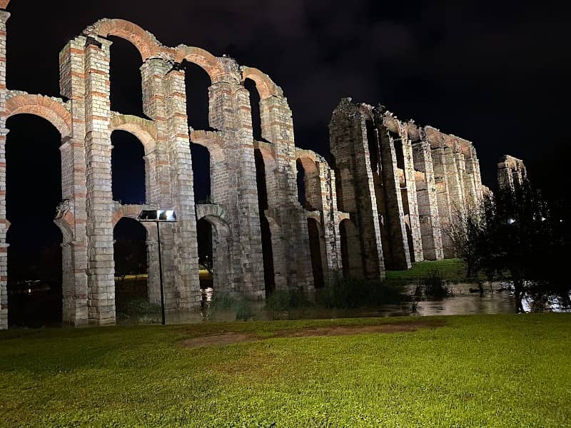Acueducto de los Milagros - Image 1