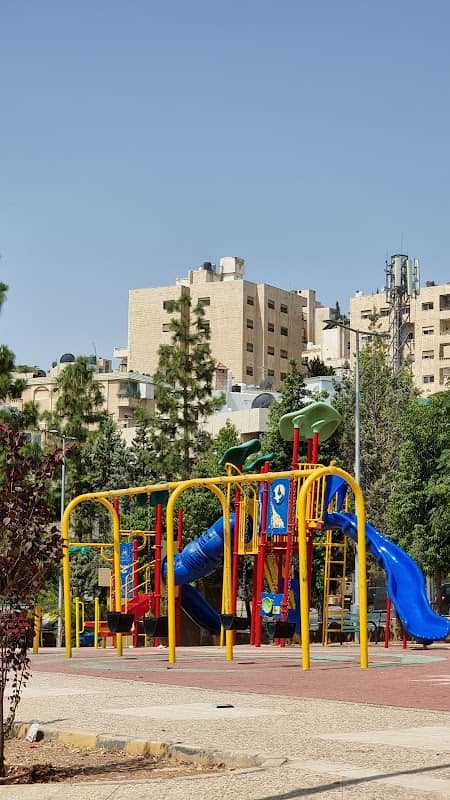 Public park - Image 1