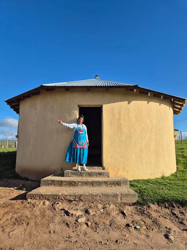 Traditional African Homestays South Africa - Image 1