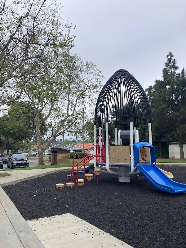 Marine Avenue Park - Image 3