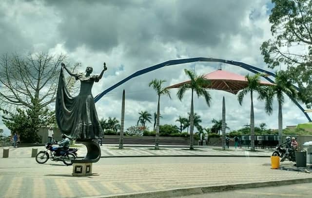 Plaza de Majagual - Image 1