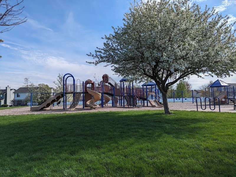 White Tail Park - Image 1
