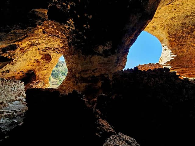Cuevas de Harzal - Image 1