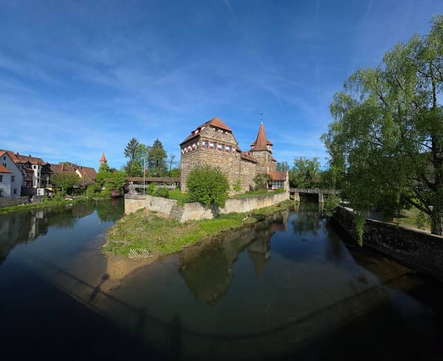 Viewpoint from the little round garden - Image 1