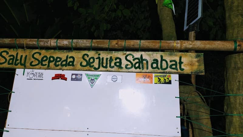 Rest area gowes - Image 2