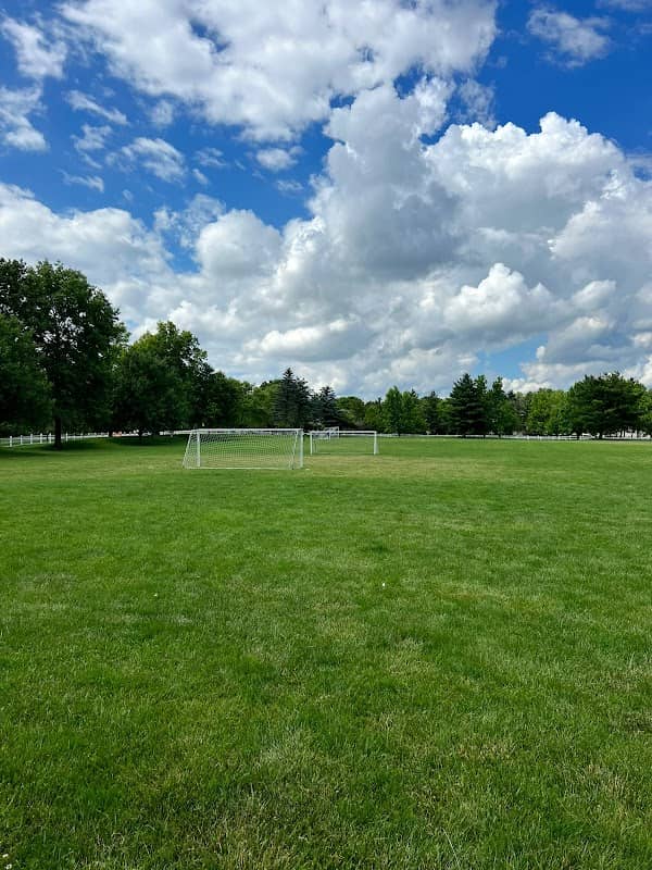 Library Park - Image 2
