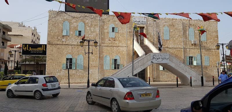 ميدان الشهيد ثابت ثابت - Image 1