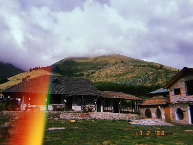 Leónidas Jarrin Acosta: Hacienda Ganadera - Image 1