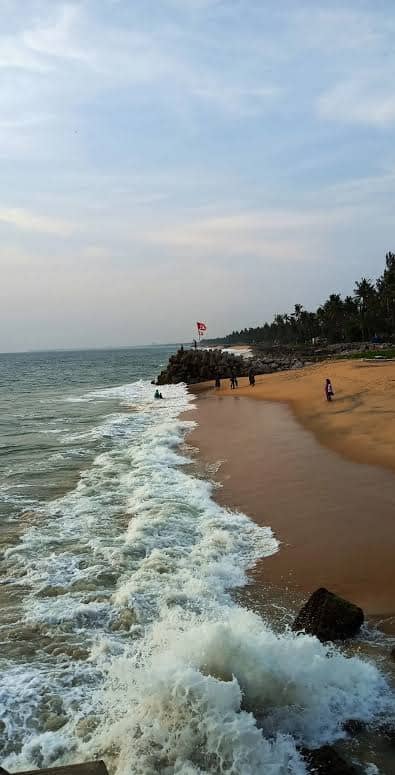 Mukkam beach - Image 1