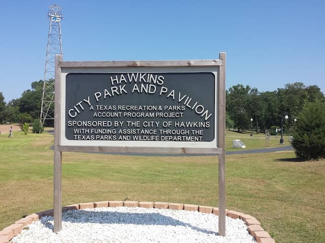 Hawkins Park Pavillion - Image 1