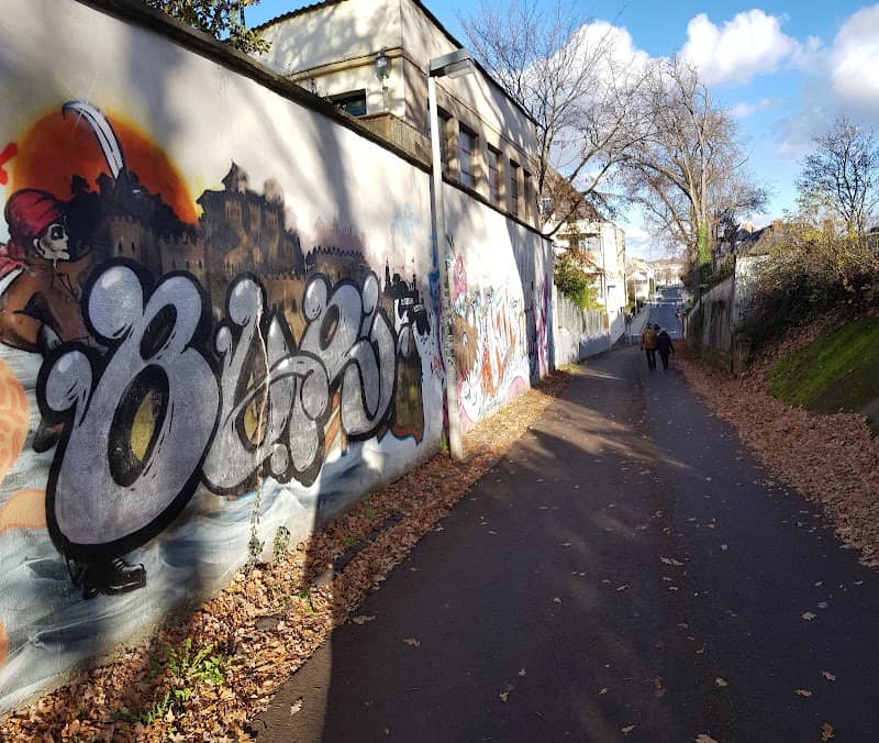 'Graffitiart'-Mauer, Endenicher Allee - Image 1