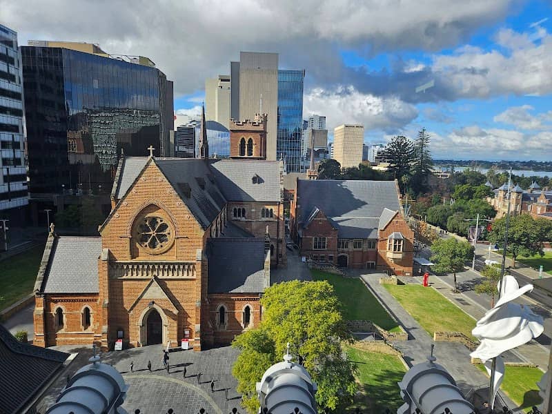 Cathedral Square - Image 3