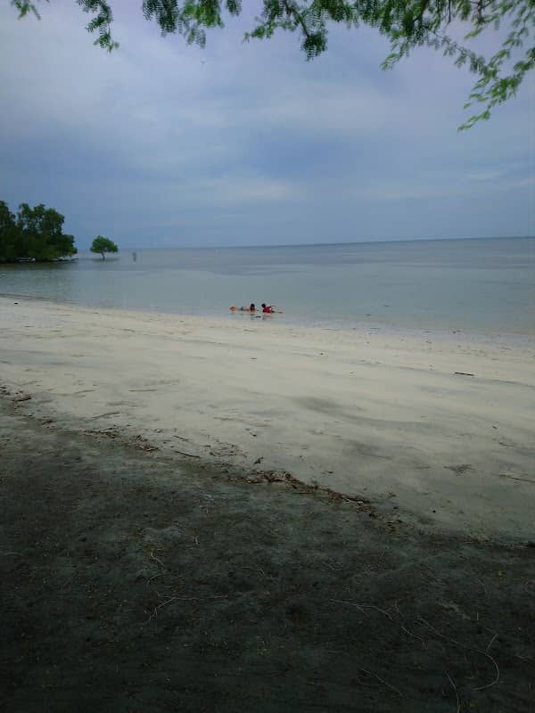 Aroma Beach Palawan - Image 2