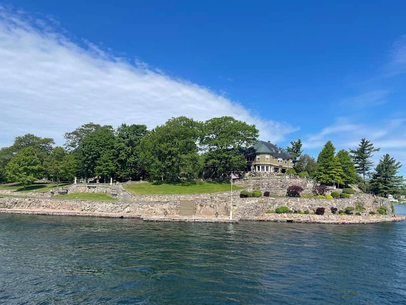 St Lawrence River Castle - Image 1
