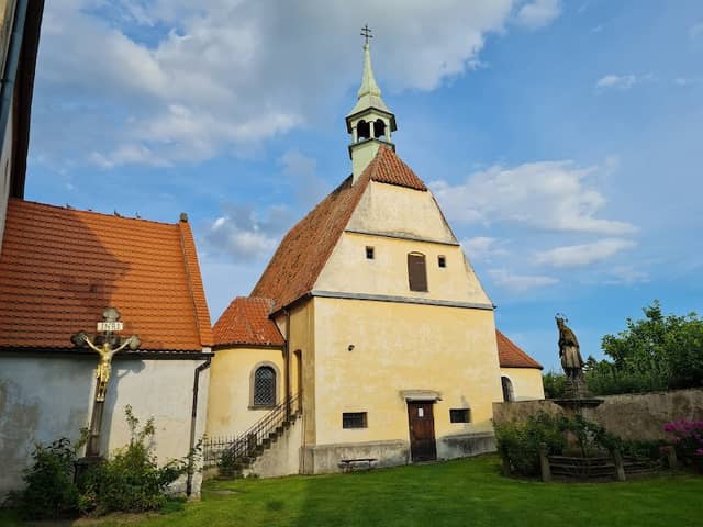 Kostel svatého Petra a Pavla - Image 1