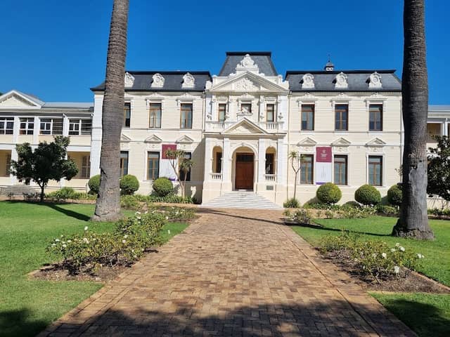 Vinehopper Wine Tours - Image 3