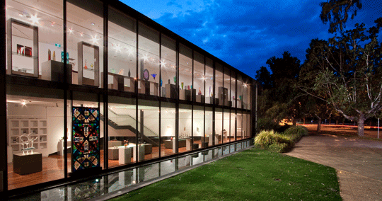 Wagga Wagga Art Gallery - National Art Glass Gallery - Image 1