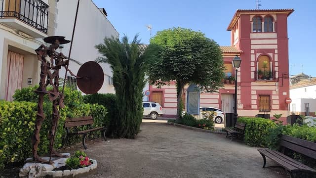 Plaza de Axdir - Image 2