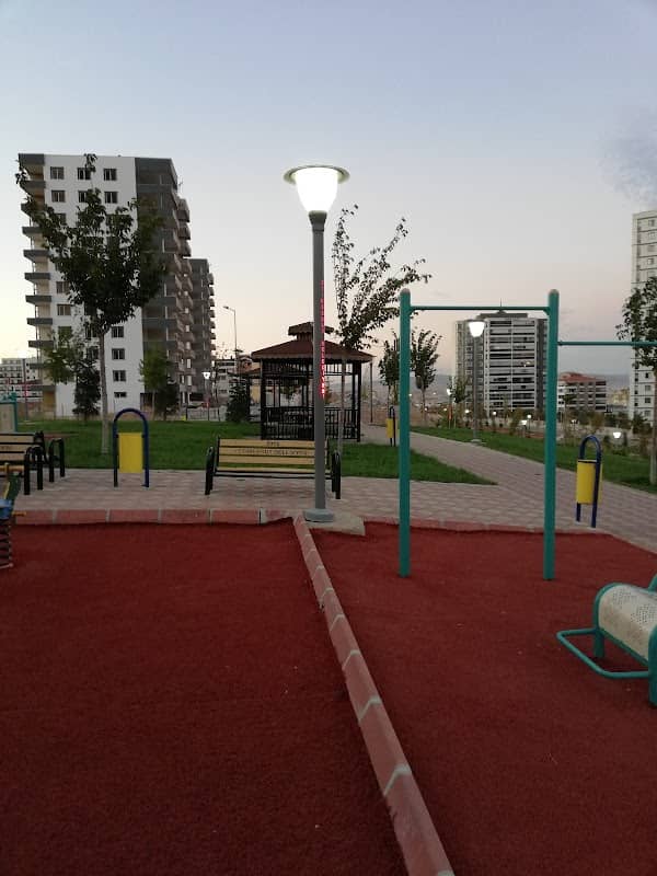 Sultan Melikşah Parkı - Image 1