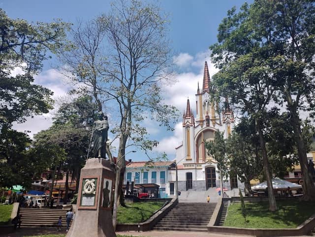 Municipio de Amagá Main Park - Image 1