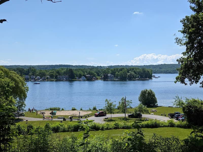 Waterfront Park - Image 1