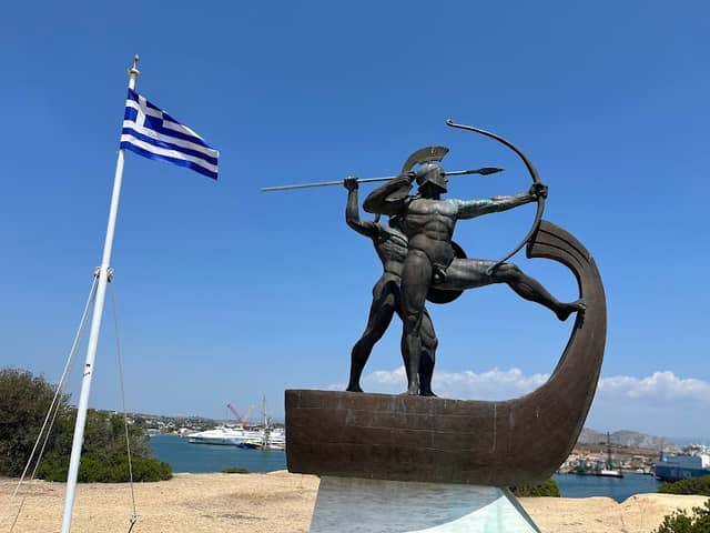 Monument of Salamina Fighters - Image 1