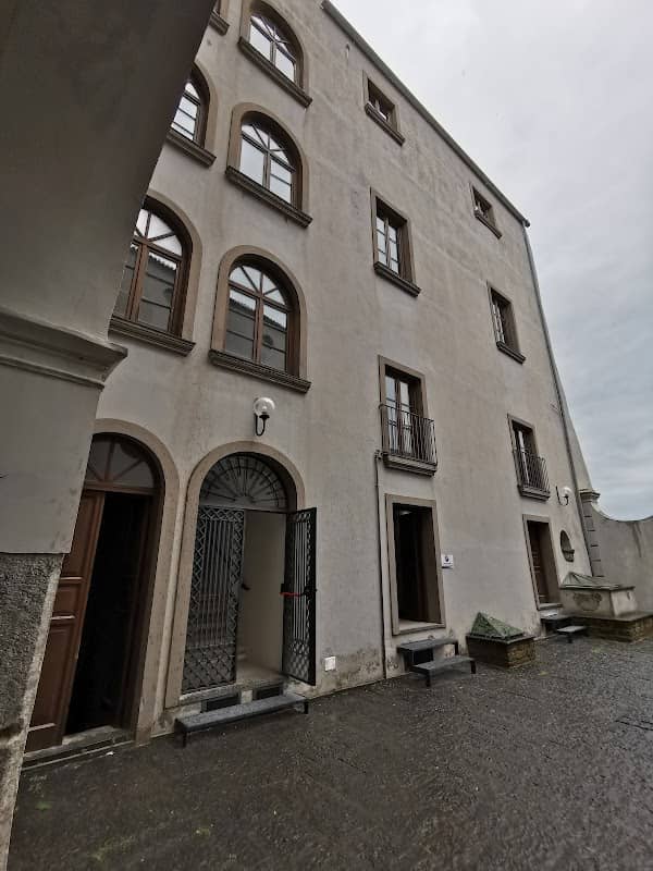 Castello D'Alagno - Image 2