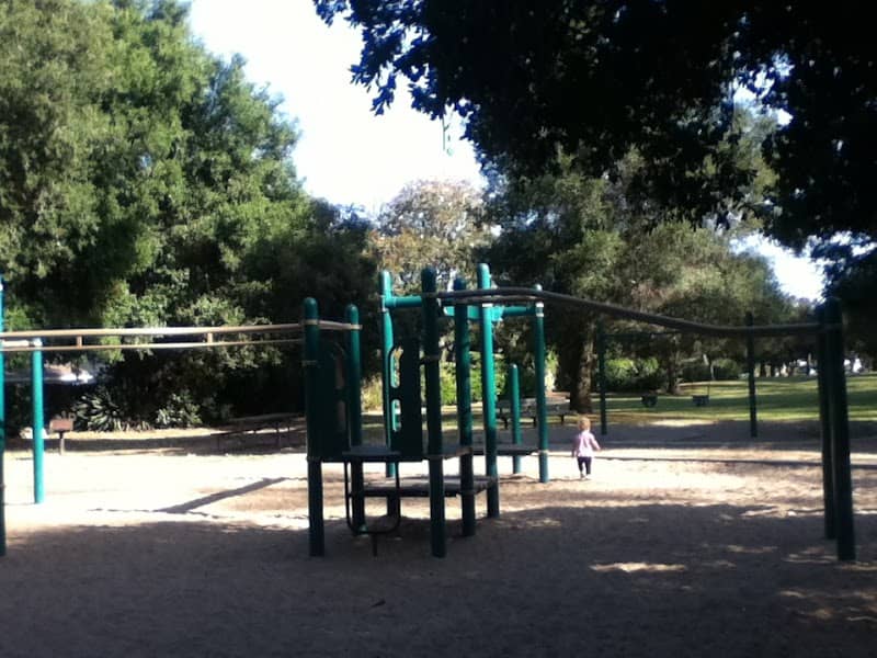 Stow Grove Park - Image 1