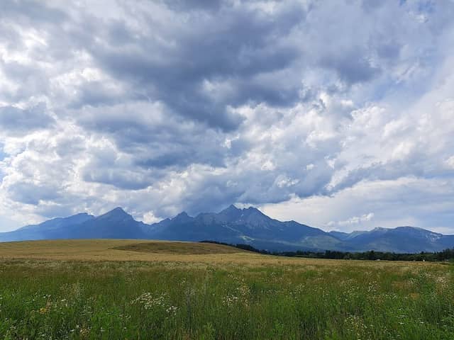 Mountains photopoint - Image 2