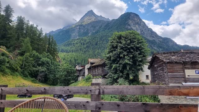 Les Haudères - Image 1