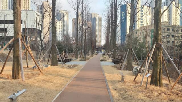 수인선바람길숲 - Image 1
