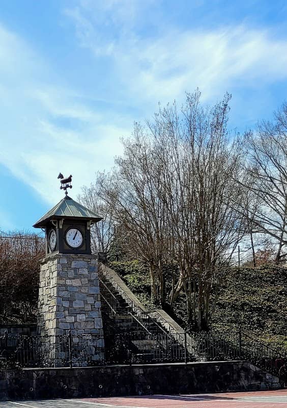 Town of Tryon tower clock - Image 1