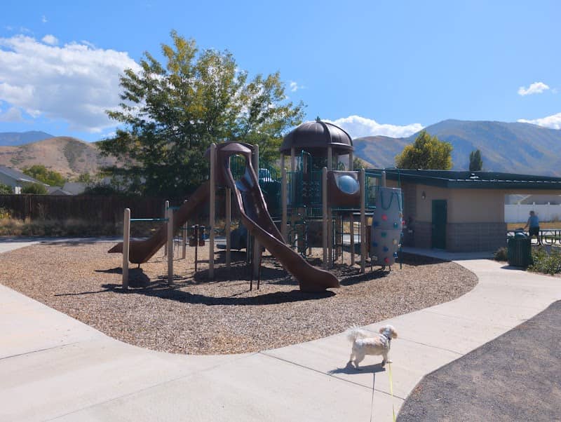Hidden Cove Park - Image 1