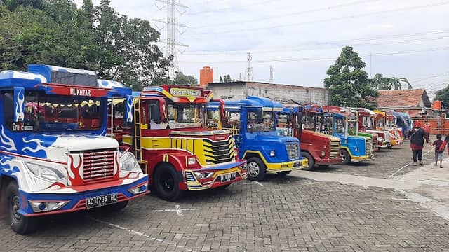 KERETA WISATA "TRANDING TOPIC" - Image 1