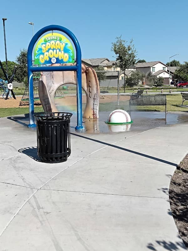 Trini's Park - Image 1