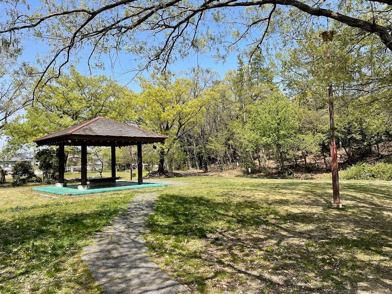 Kamiasahide Park - Image 1