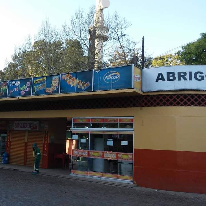 Abrigolandia (Abrigo de Ônibus) - Image 1