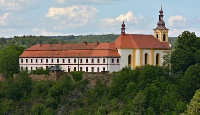 Skalní vyhlídka u kříže - Image 1