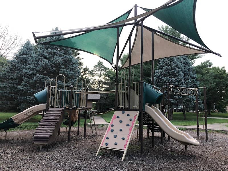 Wiman/Miss Pattie's Park - Image 1